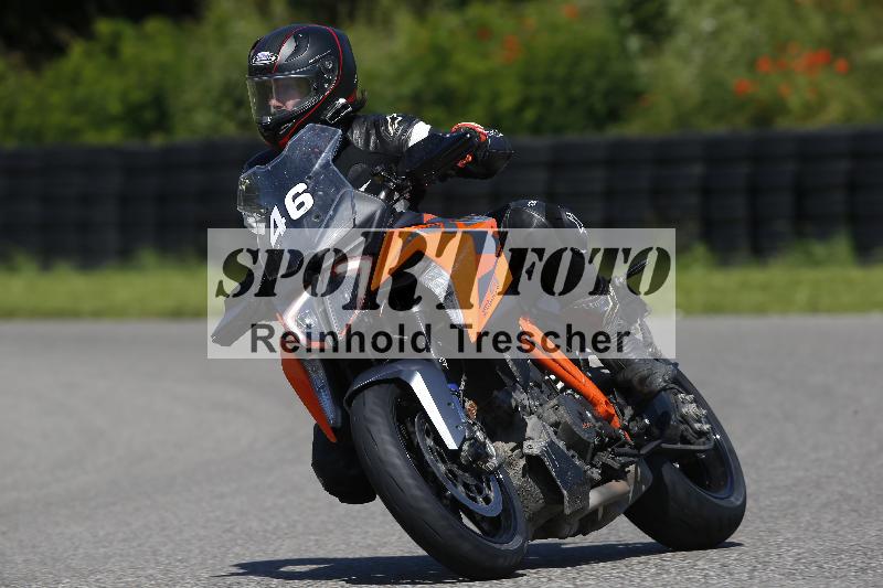 /Archiv-2024/29 12.06.2024 MOTO.CH Track Day ADR/Gruppe blau/46